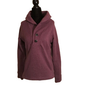 𝅺eastern Mountain Sports women’s pullover. Size medium.  Purple.
